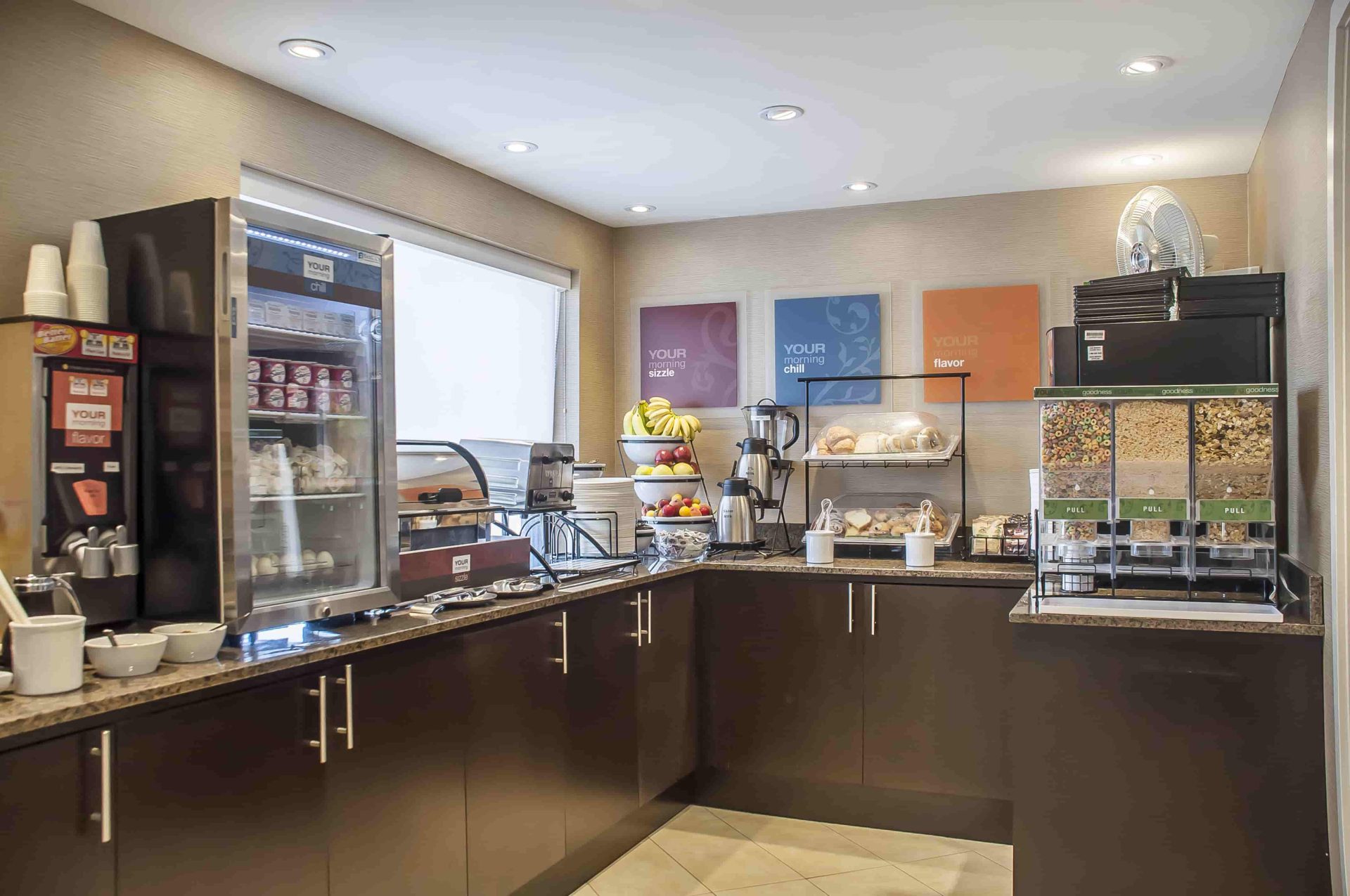 Comfort Inn Fort Erie continental breakfast